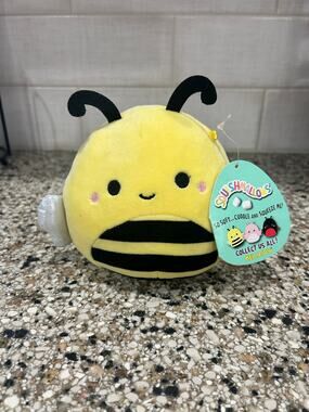 NWT 5" Sunny the Bee Squishmallow Plush Toy 2019